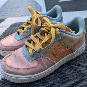 Nike Air Force 1 Low '07 LV8 Next Nature Sun Club Boys Size 5